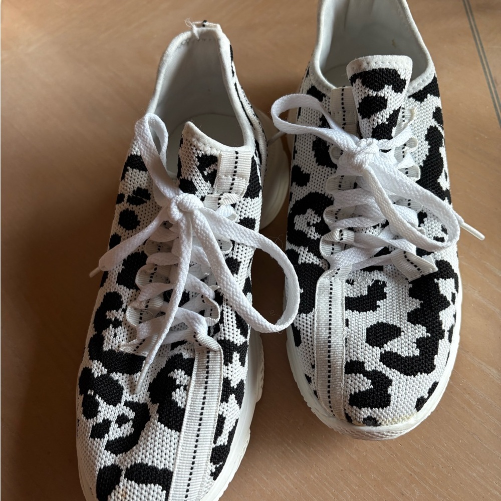 Cape Robbin Black and White Patterned Sneakers